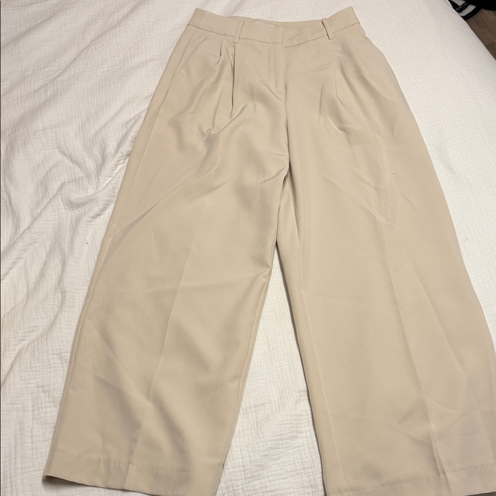 Chic Beige Women's Wide-Leg Trousers